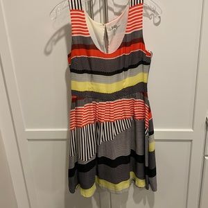 BB Dakota dress. Fun print. Size 4